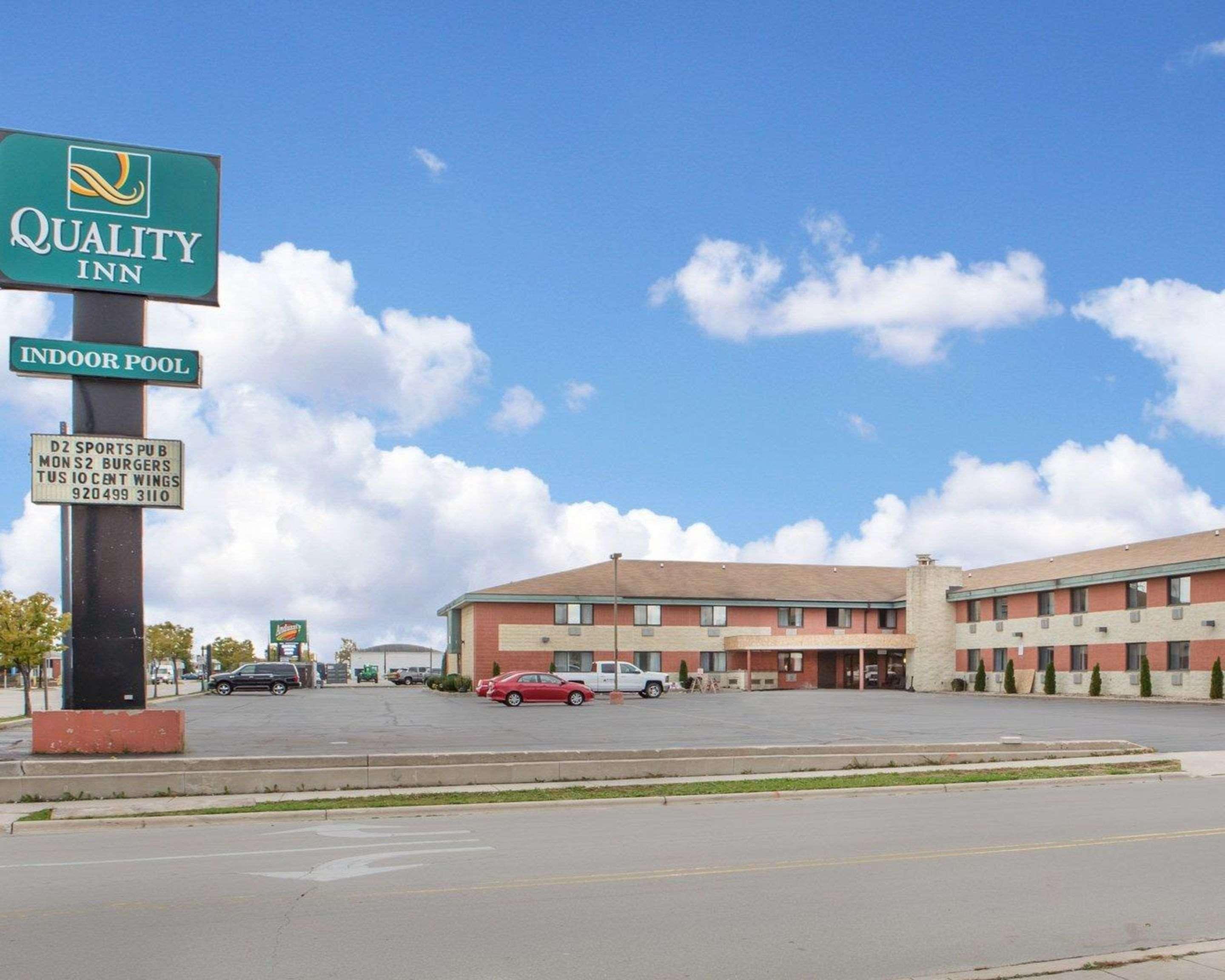 Quality Inn Stadium Area Green Bay Exterior photo
