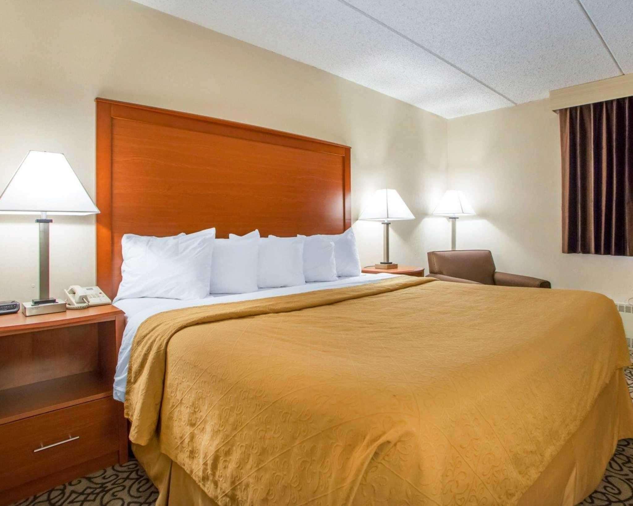 Quality Inn Stadium Area Green Bay Exterior photo