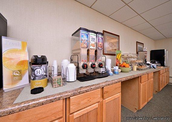 Quality Inn Stadium Area Green Bay Exterior photo