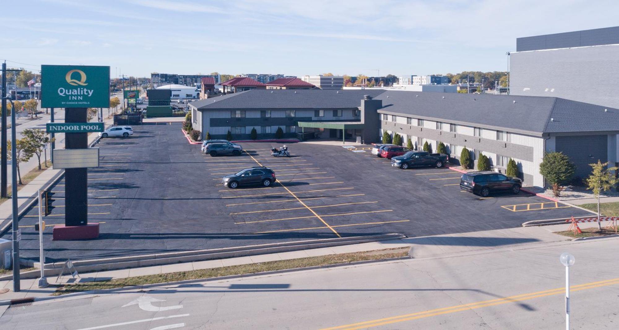 Quality Inn Stadium Area Green Bay Exterior photo