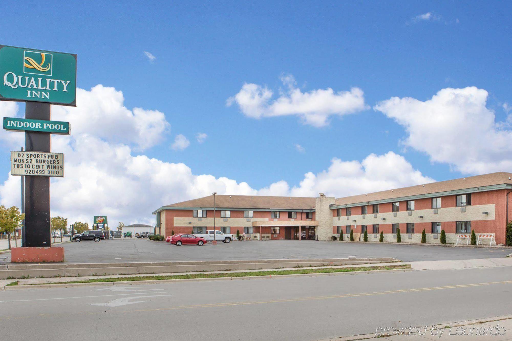 Quality Inn Stadium Area Green Bay Exterior photo